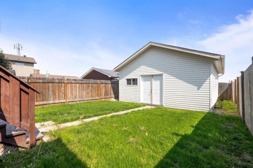 632 Athabasca Avenue, Fort Mcmurray, AB - Outdoor With Exterior