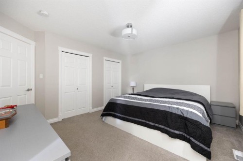 177 Swanson Crescent, Fort Mcmurray, AB - Indoor Photo Showing Bedroom