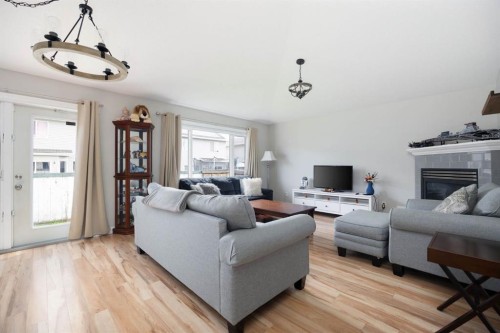 177 Swanson Crescent, Fort Mcmurray, AB - Indoor Photo Showing Living Room With Fireplace