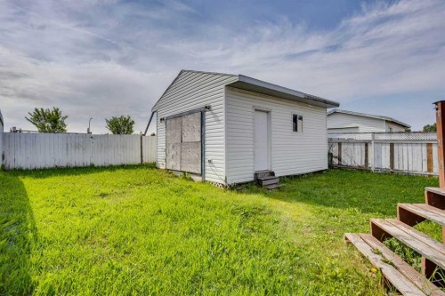 180 Cokerill Crescent, Fort Mcmurray, AB - Outdoor