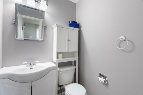 120 Dowd Road, Fort Mcmurray, AB - Indoor Photo Showing Bathroom