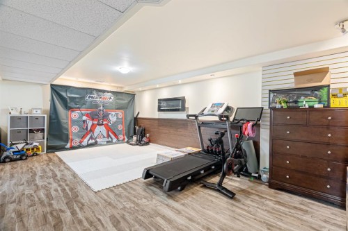 120 Dowd Road, Fort Mcmurray, AB - Indoor Photo Showing Gym Room