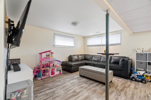 120 Dowd Road, Fort Mcmurray, AB - Indoor