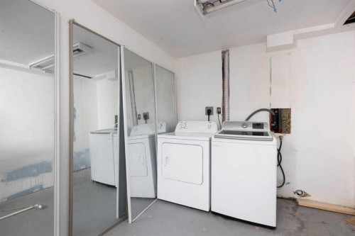 102 Hinge Bay, Fort Mcmurray, AB 