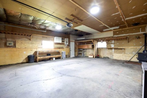 102 Hinge Bay, Fort Mcmurray, AB 