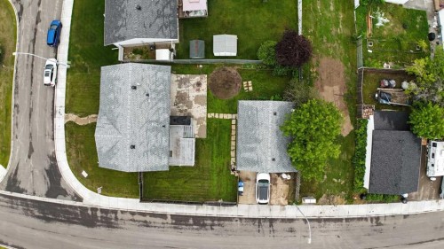 102 Hinge Bay, Fort Mcmurray, AB 