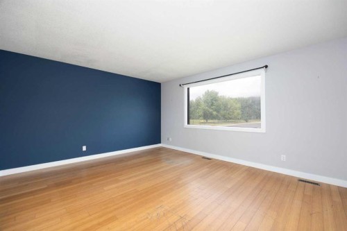 102 Hinge Bay, Fort Mcmurray, AB 