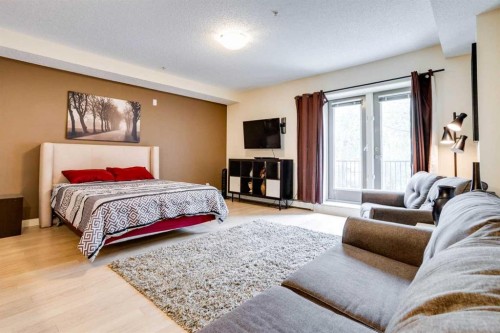 2103-204 Sparrow Hawk Drive, Fort Mcmurray, AB - Indoor Photo Showing Bedroom
