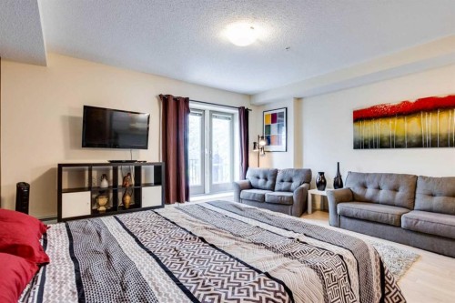 2103-204 Sparrow Hawk Drive, Fort Mcmurray, AB - Indoor Photo Showing Bedroom