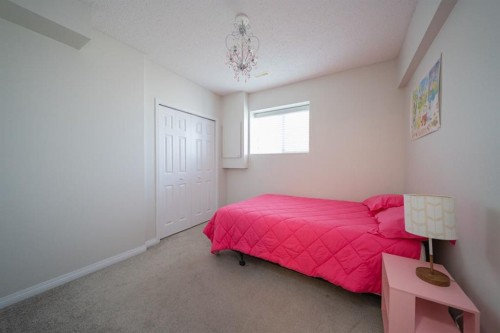 100 Bruin Bay, Fort Mcmurray, AB - Indoor Photo Showing Bedroom