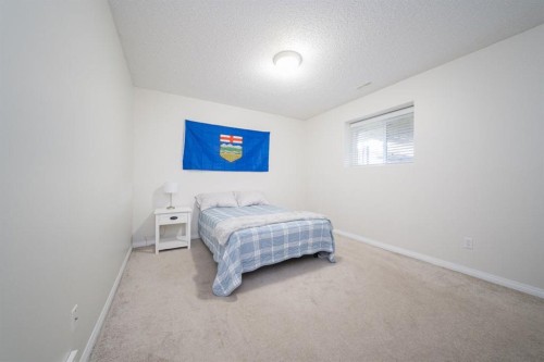 100 Bruin Bay, Fort Mcmurray, AB - Indoor Photo Showing Bedroom
