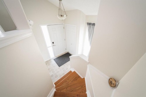 100 Bruin Bay, Fort Mcmurray, AB - Indoor Photo Showing Other Room