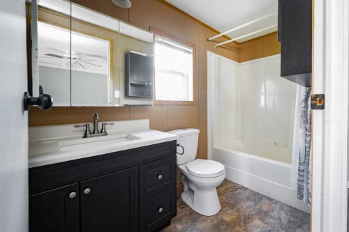 216 Cree Road, Fort Mcmurray, AB - Indoor Photo Showing Bathroom