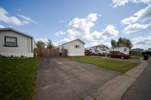 216 Cree Road, Fort Mcmurray, AB - Outdoor