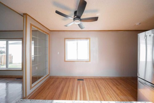 216 Cree Road, Fort Mcmurray, AB - Indoor Photo Showing Other Room