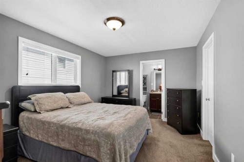 443 Pacific Crescent, Fort Mcmurray, AB - Indoor Photo Showing Bedroom