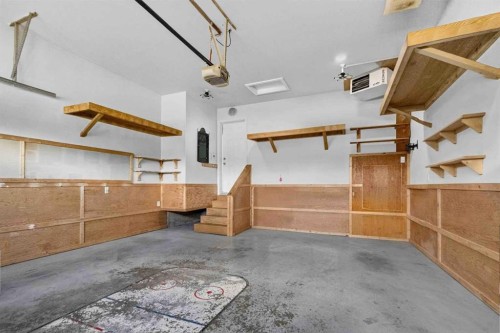 443 Pacific Crescent, Fort Mcmurray, AB -  Photo Showing Garage