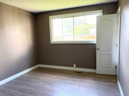 144 Beaumont Crescent, Fort Mcmurray, AB - Indoor Photo Showing Other Room