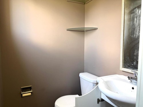 144 Beaumont Crescent, Fort Mcmurray, AB - Indoor Photo Showing Bathroom