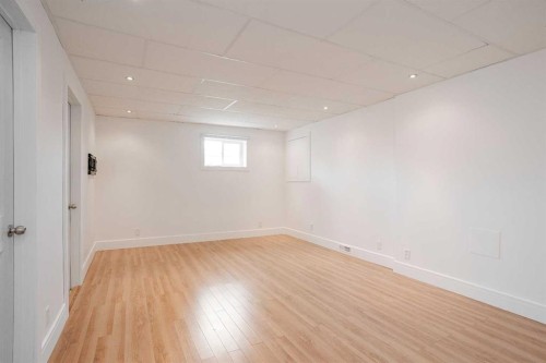 183 Cochrane Crescent, Fort Mcmurray, AB - Indoor Photo Showing Other Room