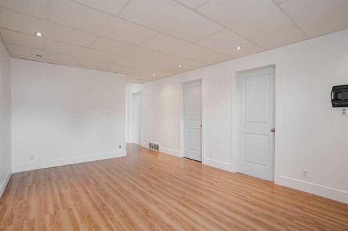 183 Cochrane Crescent, Fort Mcmurray, AB - Indoor Photo Showing Other Room