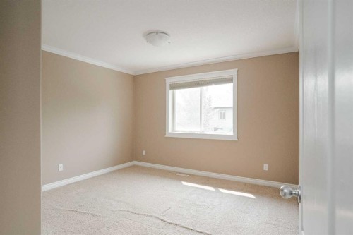 18-193 O'Coffey Crescent, Fort Mcmurray, AB - Indoor Photo Showing Other Room