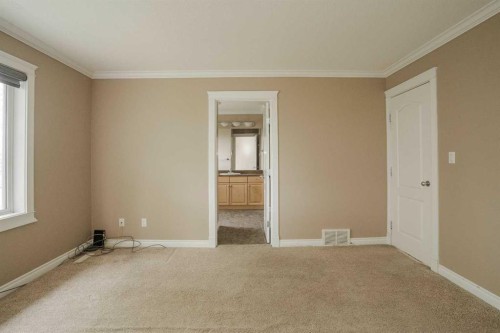 18-193 O'Coffey Crescent, Fort Mcmurray, AB - Indoor Photo Showing Other Room