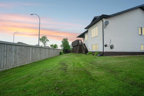 128 Dogwood Lane, Fort Mcmurray, AB - Outdoor