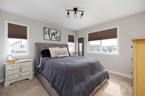162 Chestnut Way, Fort Mcmurray, AB - Indoor Photo Showing Bedroom