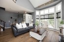 162 Chestnut Way, Fort Mcmurray, AB  - Indoor Photo Showing Living Room 