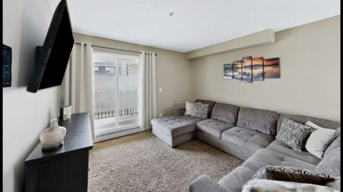 524-201 Abasand Drive, Fort Mcmurray, AB - Indoor Photo Showing Living Room