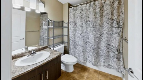 524-201 Abasand Drive, Fort Mcmurray, AB - Indoor Photo Showing Bathroom