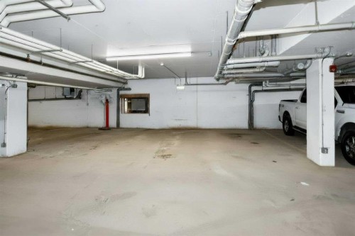 524-201 Abasand Drive, Fort Mcmurray, AB - Indoor Photo Showing Garage