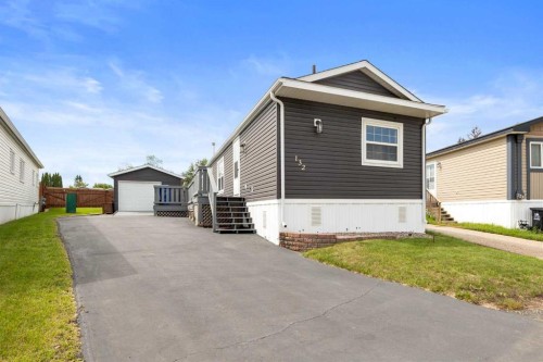 132 Grey Owl Place, Fort Mcmurray, AB - Outdoor