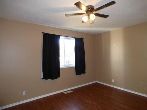 10322 104 Avenue, Lac La Biche, AB - Indoor Photo Showing Other Room