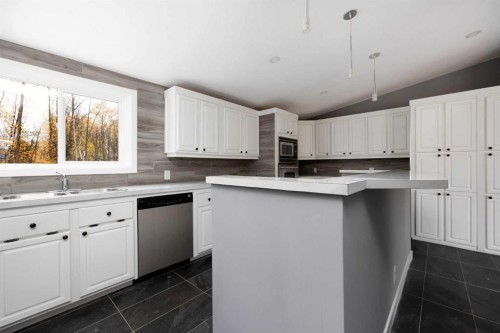 324 Evergreen Road, Rural Athabasca County, AB - Indoor Photo Showing Kitchen With Double Sink