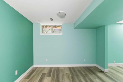 188 Windsor Drive, Fort Mcmurray, AB - Indoor Photo Showing Other Room