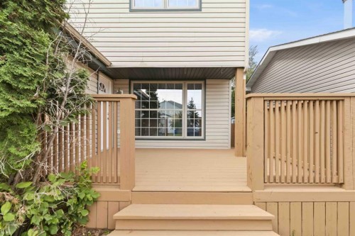 188 Windsor Drive, Fort Mcmurray, AB - Outdoor With Exterior