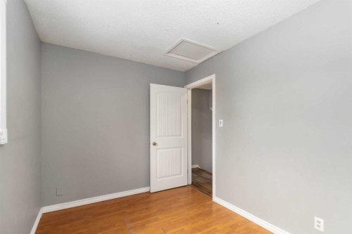 156 Rock Bay, Fort Mcmurray, AB - Indoor Photo Showing Other Room