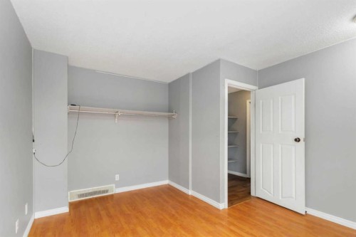 156 Rock Bay, Fort Mcmurray, AB - Indoor Photo Showing Other Room
