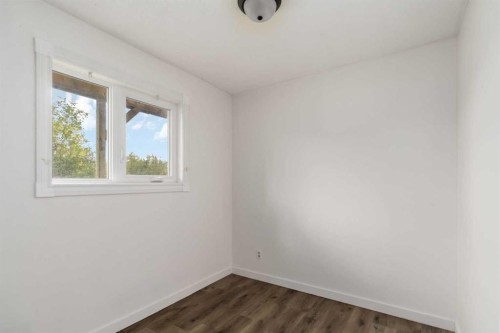 156 Rock Bay, Fort Mcmurray, AB - Indoor Photo Showing Other Room
