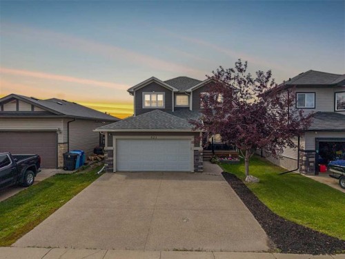 521 Walnut Crescent  Fort Mcmurray, AB T9K 0M9
