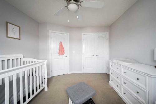 521 Walnut Crescent, Fort Mcmurray, AB - Indoor Photo Showing Bedroom