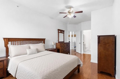 406-253 Gregoire Drive, Fort Mcmurray, AB - Indoor Photo Showing Bedroom