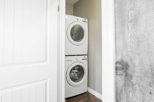 165 Balsam Way, Fort Mcmurray, AB - Indoor Photo Showing Laundry Room