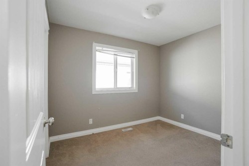165 Balsam Way, Fort Mcmurray, AB - Indoor Photo Showing Other Room