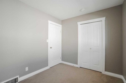 165 Balsam Way, Fort Mcmurray, AB - Indoor Photo Showing Other Room