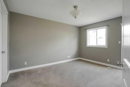 165 Balsam Way, Fort Mcmurray, AB - Indoor Photo Showing Other Room