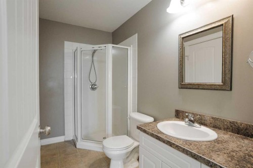165 Balsam Way, Fort Mcmurray, AB - Indoor Photo Showing Bathroom