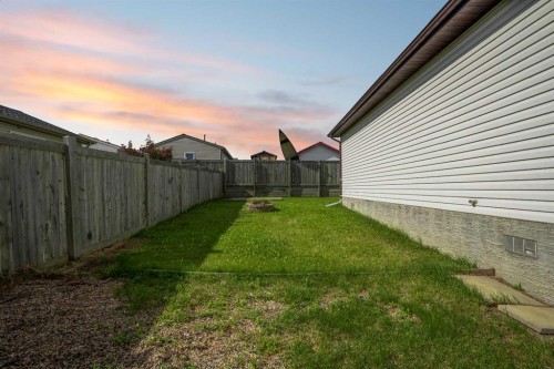 165 Balsam Way, Fort Mcmurray, AB - Outdoor